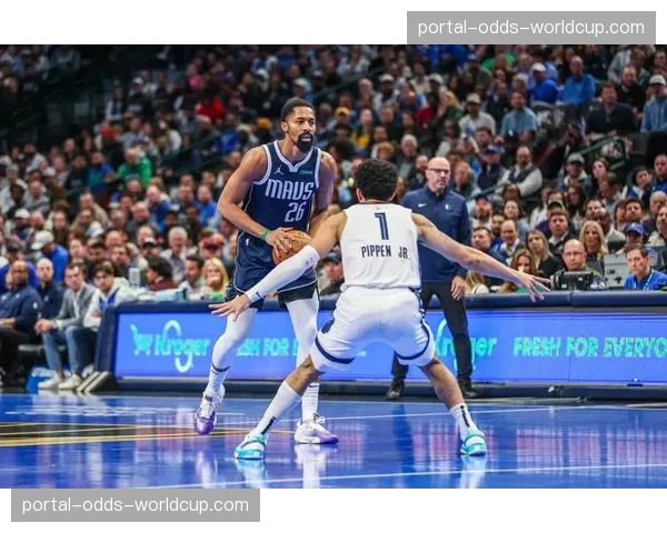 独行侠加时惜败国王,东契奇赛后坦言球队高位轮转沟通出现致命失误 独行侠加时惜败国王,东契奇赛后坦言球队高位轮转沟通出现致命失误