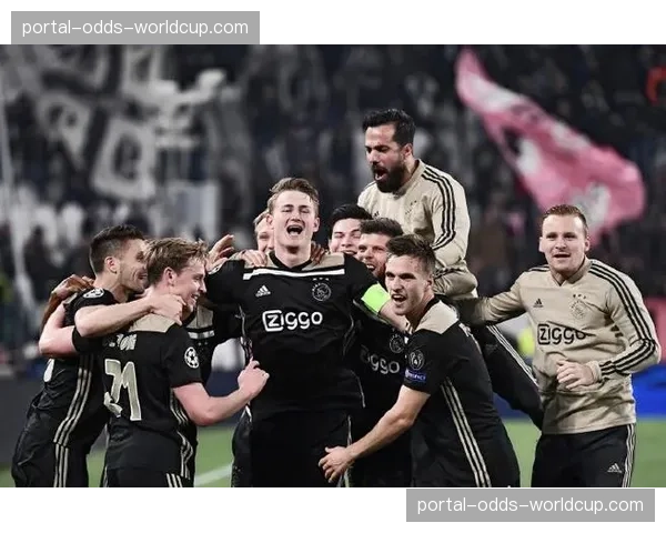 科莫客场2-0取胜，保持不错比赛状态